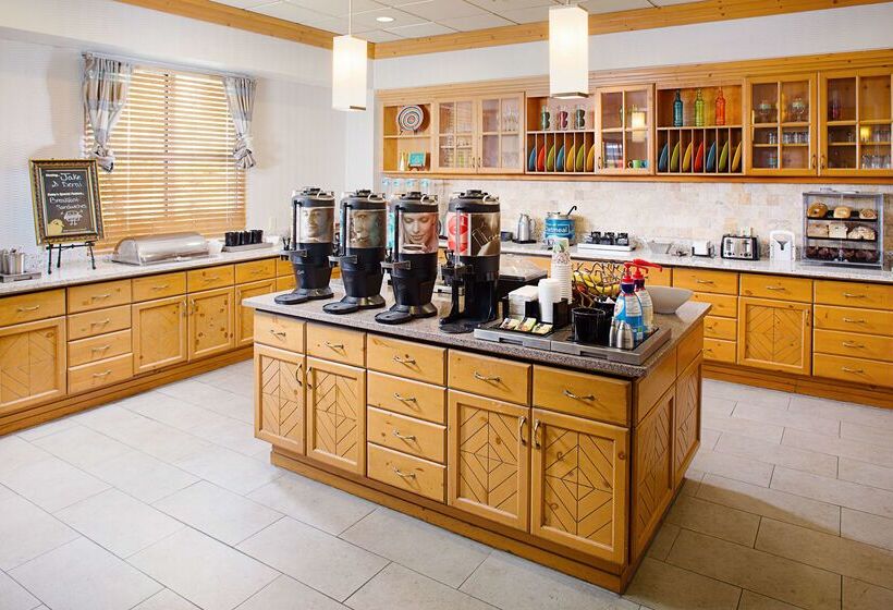 هتل Homewood Suites By Hilton Albuquerque Uptown