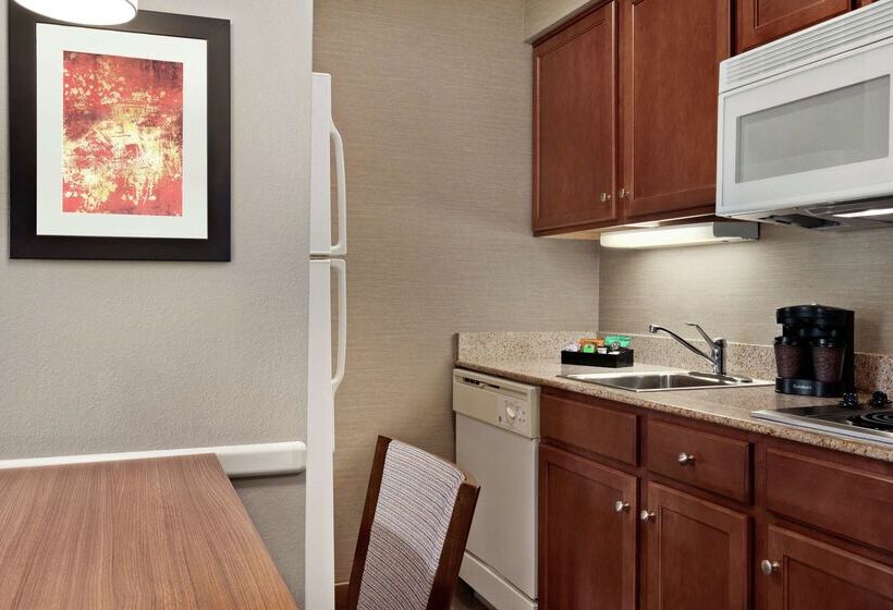 Hotel Homewood Suites By Hilton Harrisburg Easthershey Area