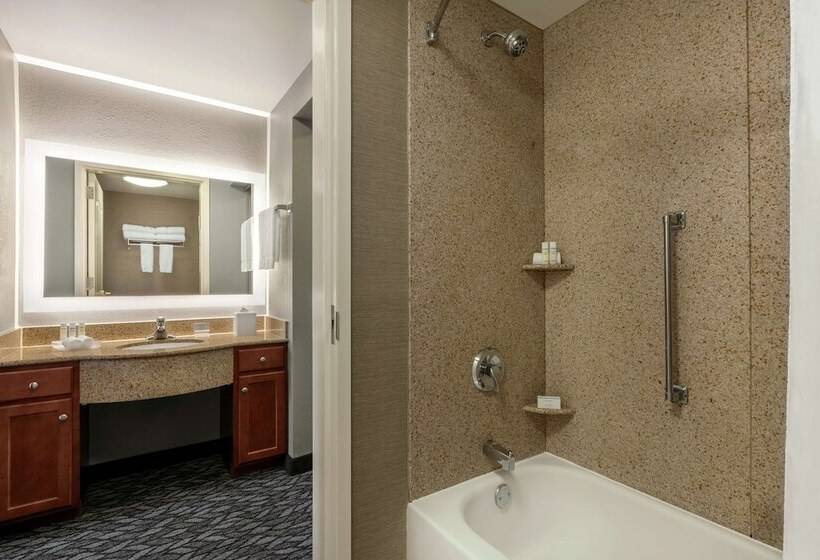 هتل Homewood Suites By Hilton Harrisburg Easthershey Area