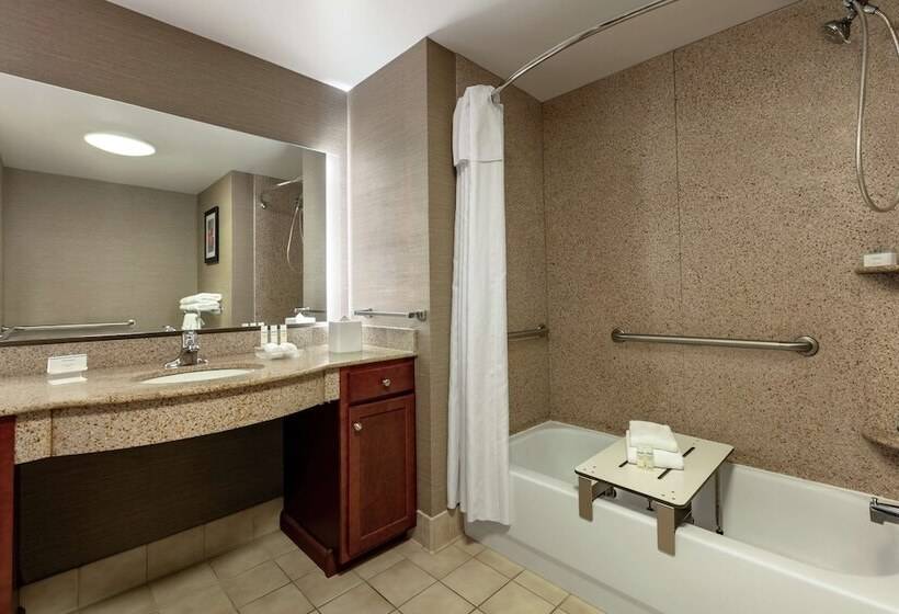 هتل Homewood Suites By Hilton Harrisburg Easthershey Area