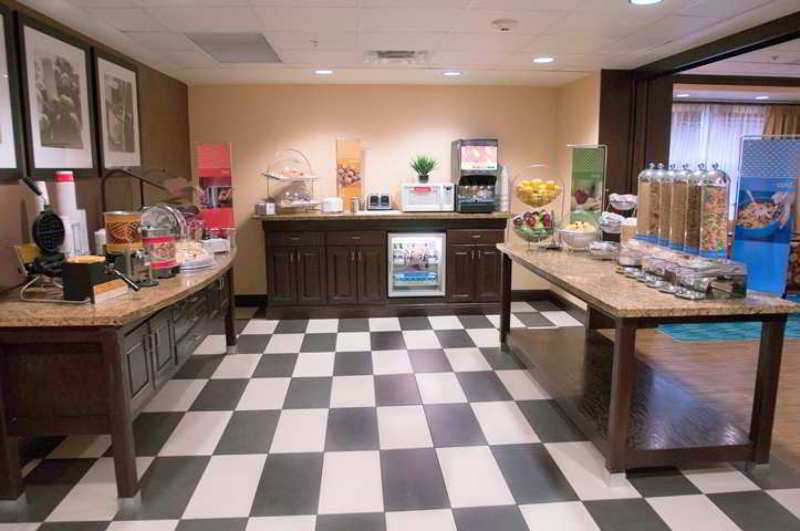 Отель Hawthorn Suites By Wyndham Jacksonville