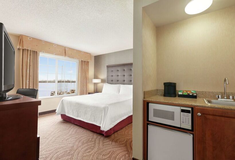 هتل Homewood Suites By Hilton Oakland Waterfront