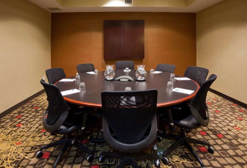 هتل Homewood Suites By Hilton Sioux Falls
