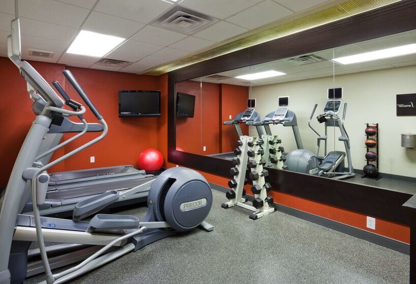 هتل Homewood Suites By Hilton Sioux Falls
