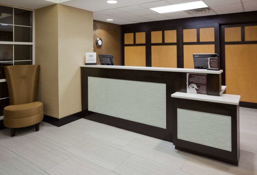 هتل Homewood Suites By Hilton Sioux Falls
