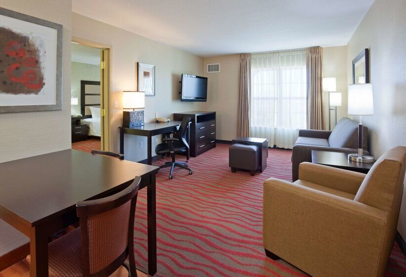 هتل Homewood Suites By Hilton Sioux Falls