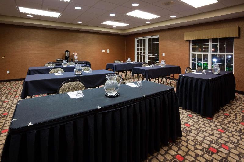 هتل Homewood Suites By Hilton Sioux Falls