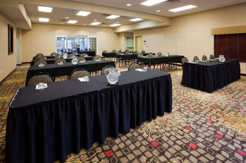 هتل Homewood Suites By Hilton Sioux Falls