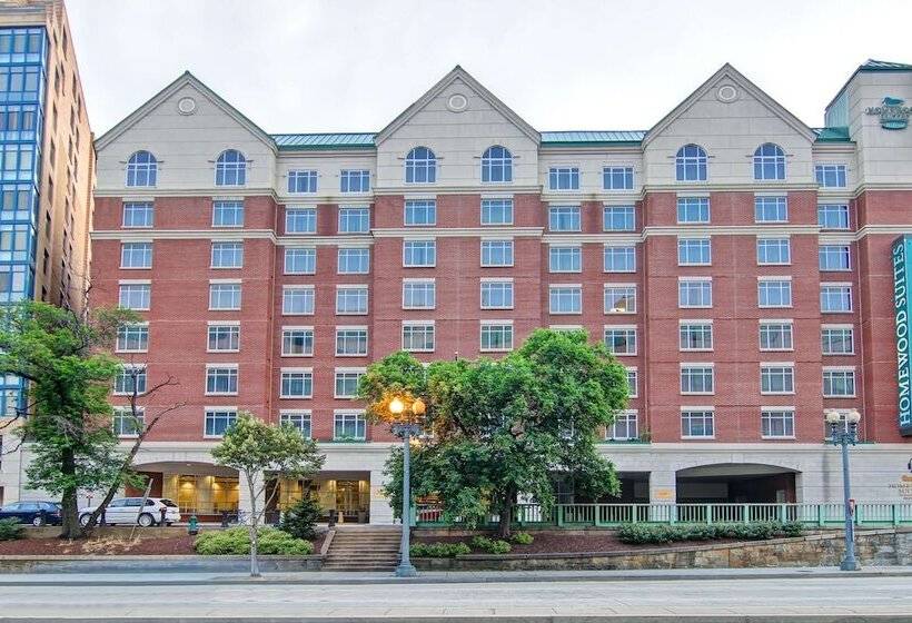 هتل Homewood Suites Washington Downtown