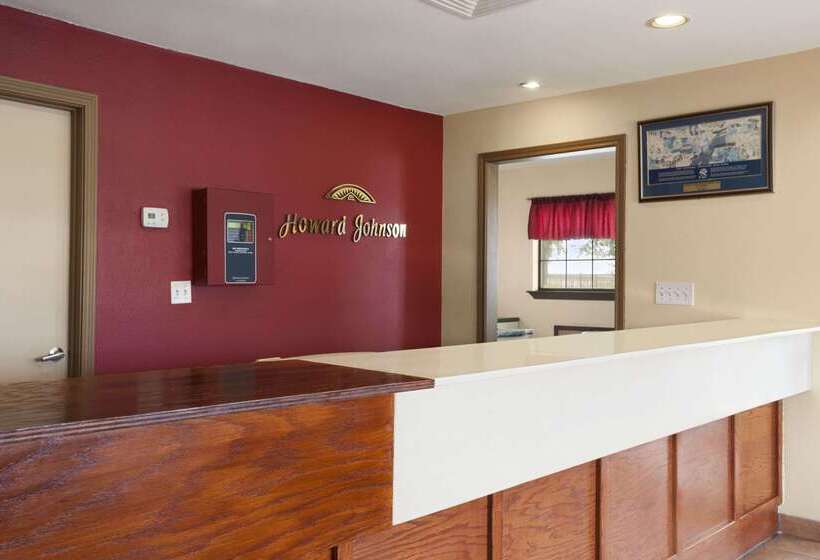 Отель Howard Johnson By Wyndham Grand Prairie Near Lone Star Park