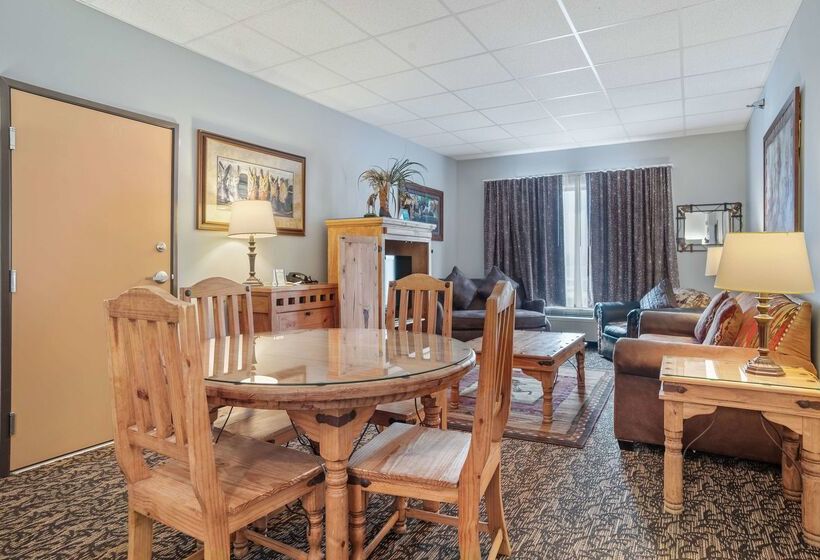 هتل Elevation Inn & Suites, Trademark Collection By Wyndham