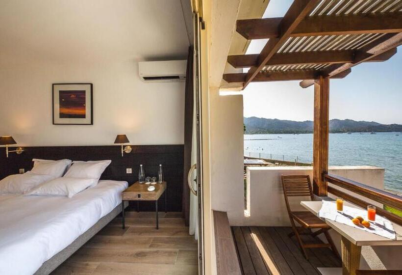 هتل Hôtel La Roya