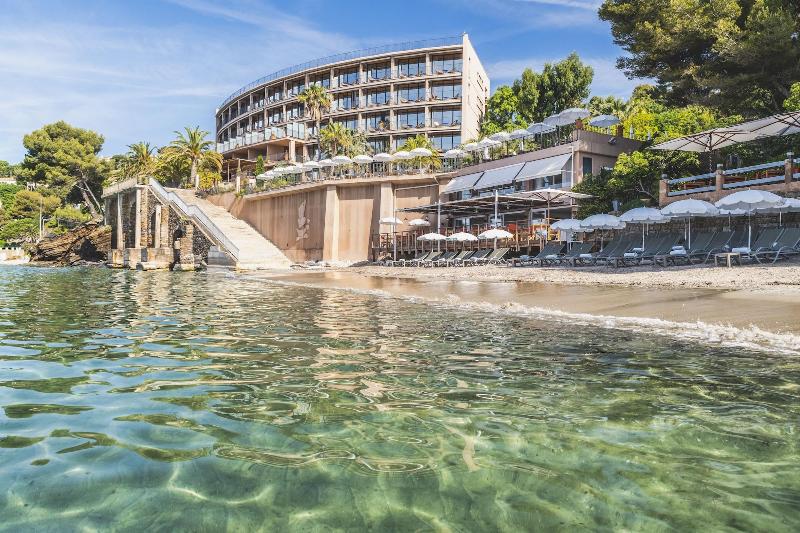 هتل Hôtel Le Bailli De Suffren