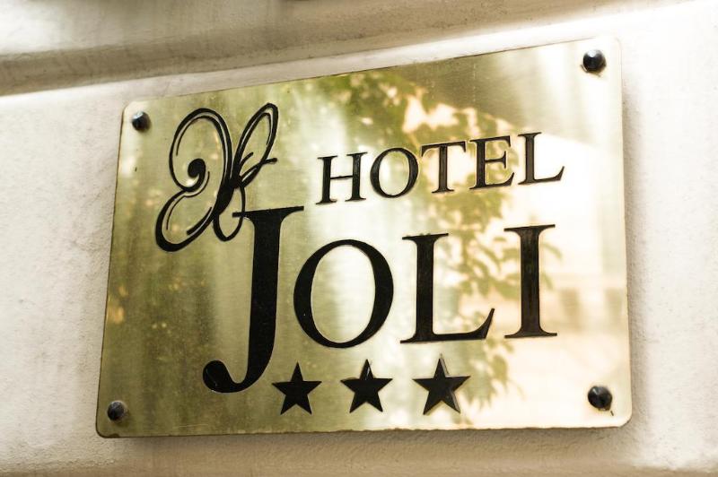 هتل Joli