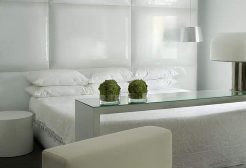 Отель L Hôtel Particulier