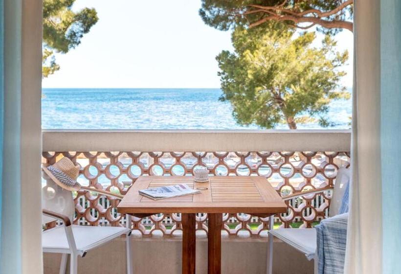 فندق La Pinède Plage