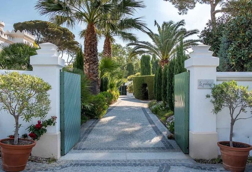 هتل La Villa Mauresque