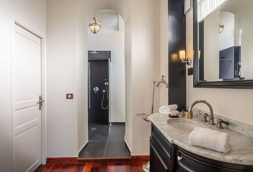 هتل La Villa Mauresque