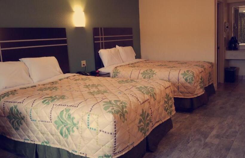 בית מלון כפרי Oxford Inn And Suites Nasa