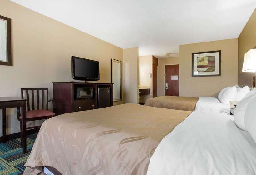 בית מלון כפרי Quality Inn & Suites Arnold   St Louis