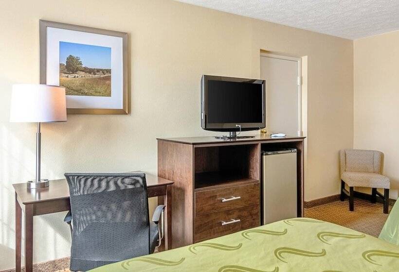 Отель Quality Inn Burkeville Hwy 360 & 460