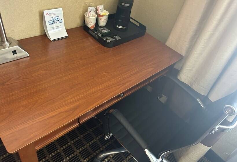 فندق Quality Inn & Suites