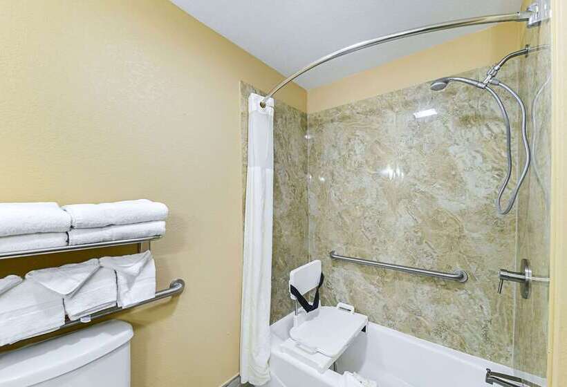 فندق Quality Inn & Suites