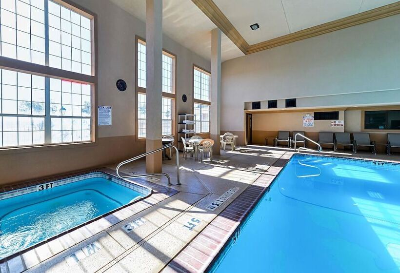 فندق Quality Inn & Suites