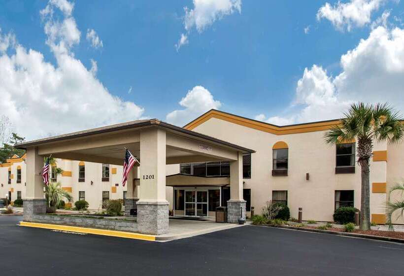 هتل Quality Inn Surfside Myrtle Beach