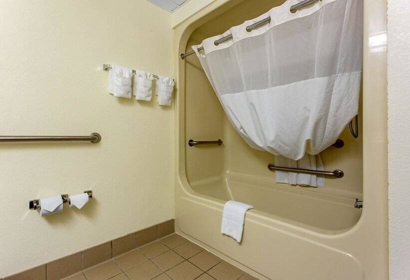 ホテル Quality Inn Surfside Myrtle Beach