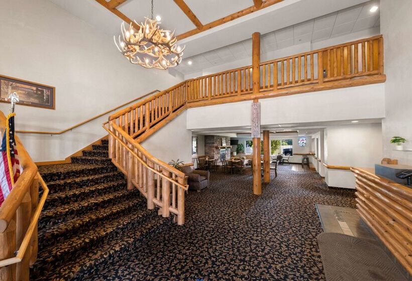 בית מלון כפרי Rodeway Inn & Suites
