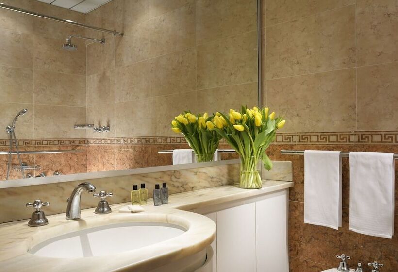 UNA HOTELS Hotel & Residence Contessa Jolanda Milano