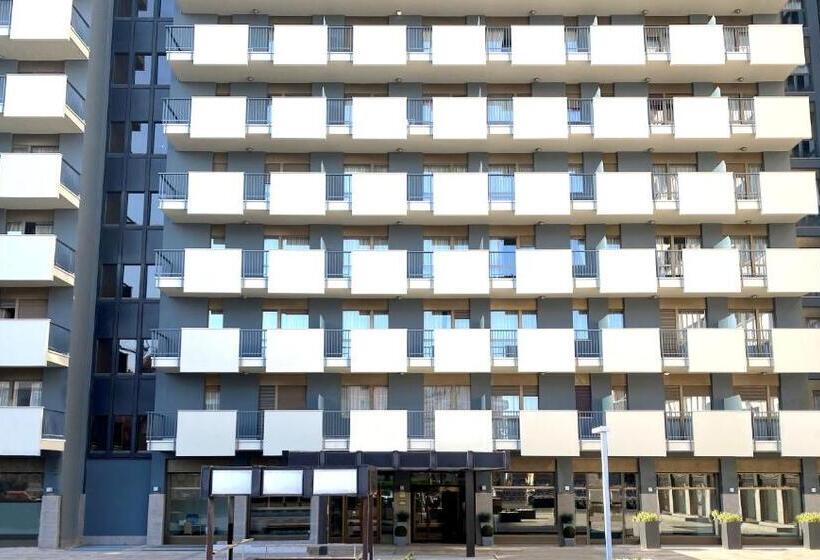 Fotos del hotel Unaway Hotel & Residence Contessa Jolanda Milano:  6