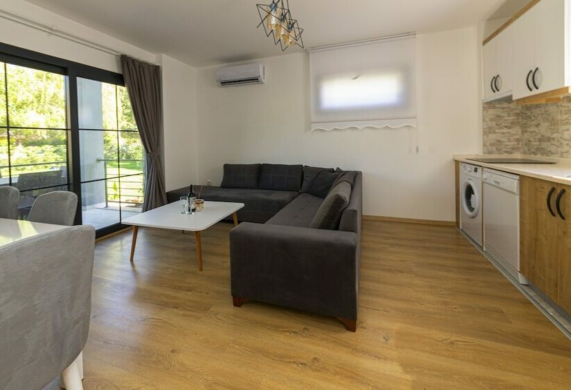 La Morada Suites