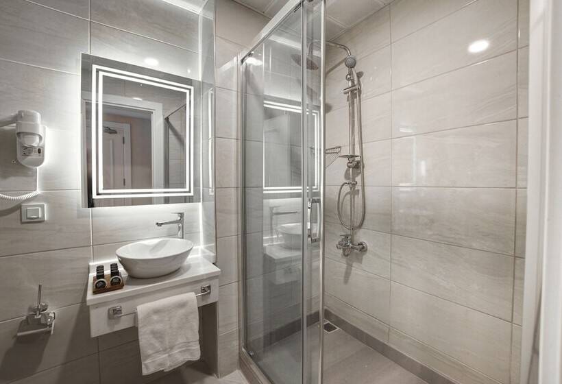 Great Fortune Design Hotel & Spa