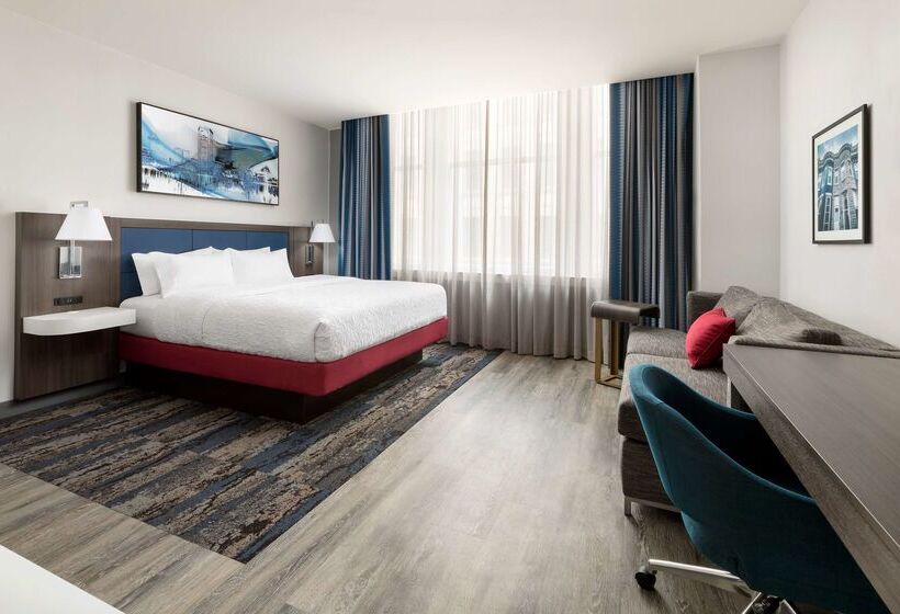 Hampton Inn & Suites Baltimore Inner Harbor