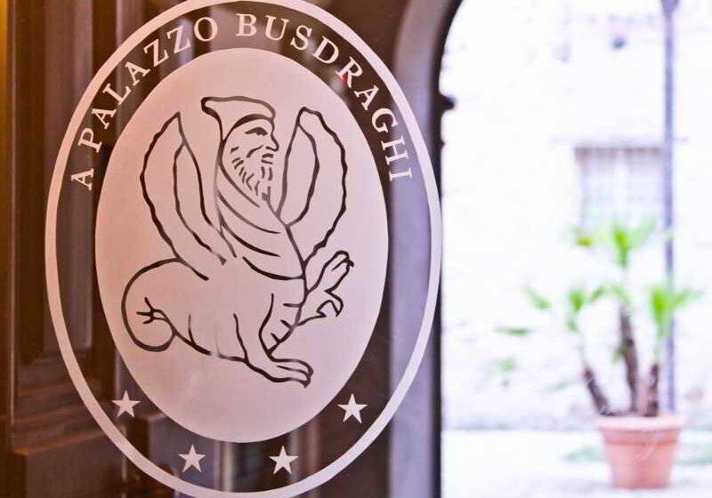 هتل A Palazzo Busdraghi Residenza D'epoca