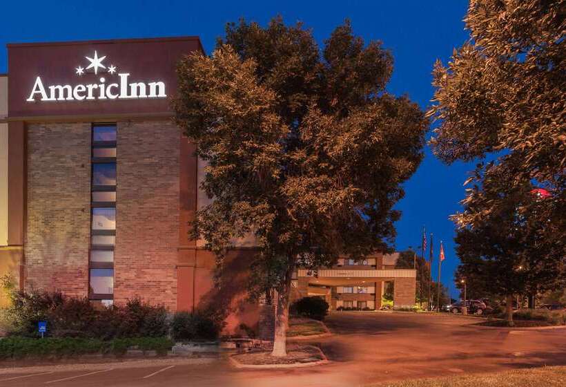 هتل Americinn By Wyndham Omaha