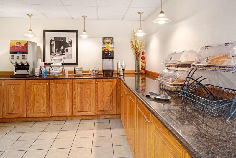 فندق Baymont Inn & Suites Omaha