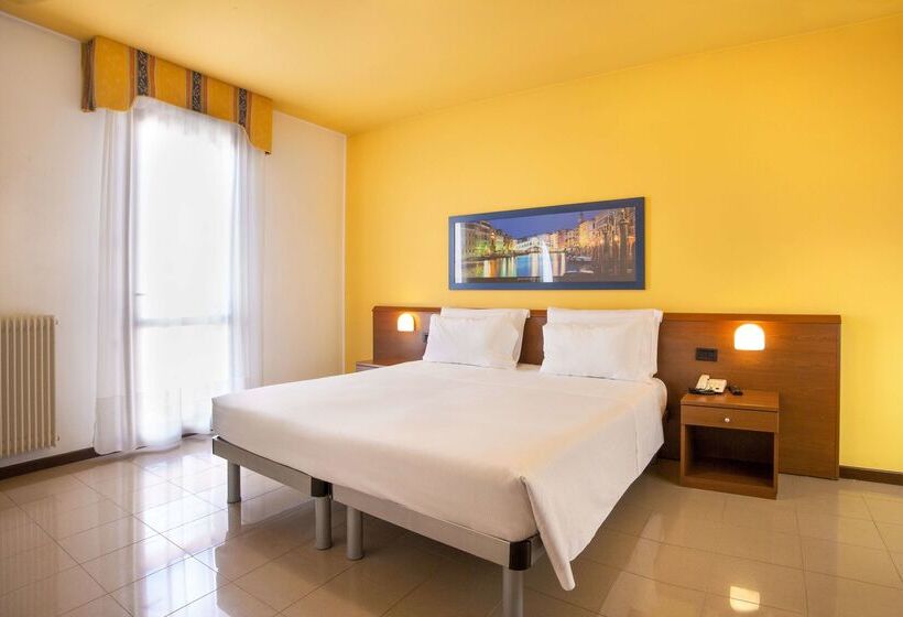 Hotel Best Western Titian Inn  Venice Airport