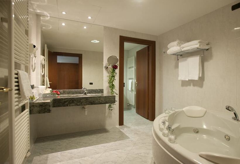 Phi Hotel Cavalieri