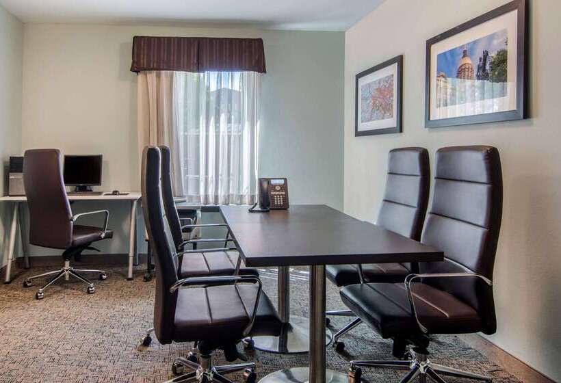 هتل Clarion Inn & Suites Atlanta Downtown