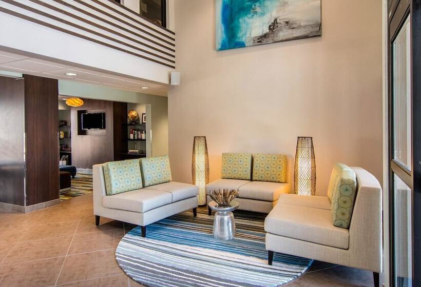 هتل Clarion Inn & Suites Atlanta Downtown