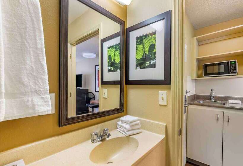 Hotel Extended Stay America Suites  Chesapeake  Churchland Blvd