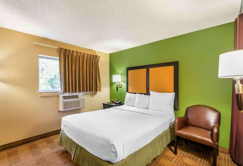 Hotel Extended Stay America Suites  Chesapeake  Churchland Blvd