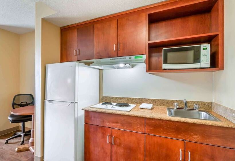 هتل Extended Stay America Suites  Chesapeake  Greenbrier Circle