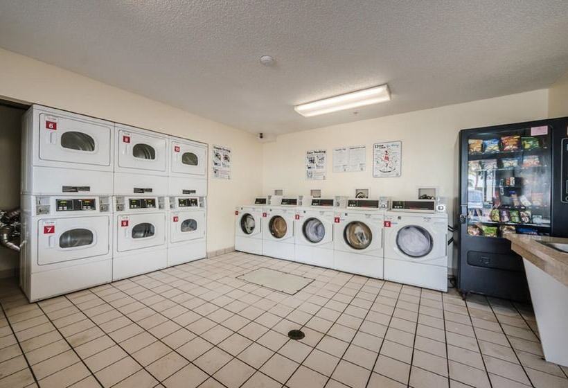 فندق Tampa Bay Extended Stay