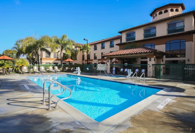 호텔 Hampton Inn And Suites Camarillo