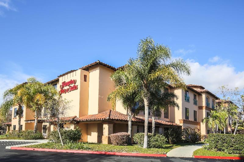 هتل Hampton Inn And Suites Camarillo