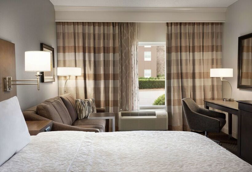 هتل Hampton Inn & Suites Montgomery Eastchase